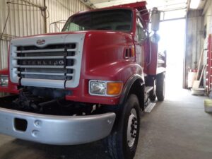 2005 Sterling L8500 Used